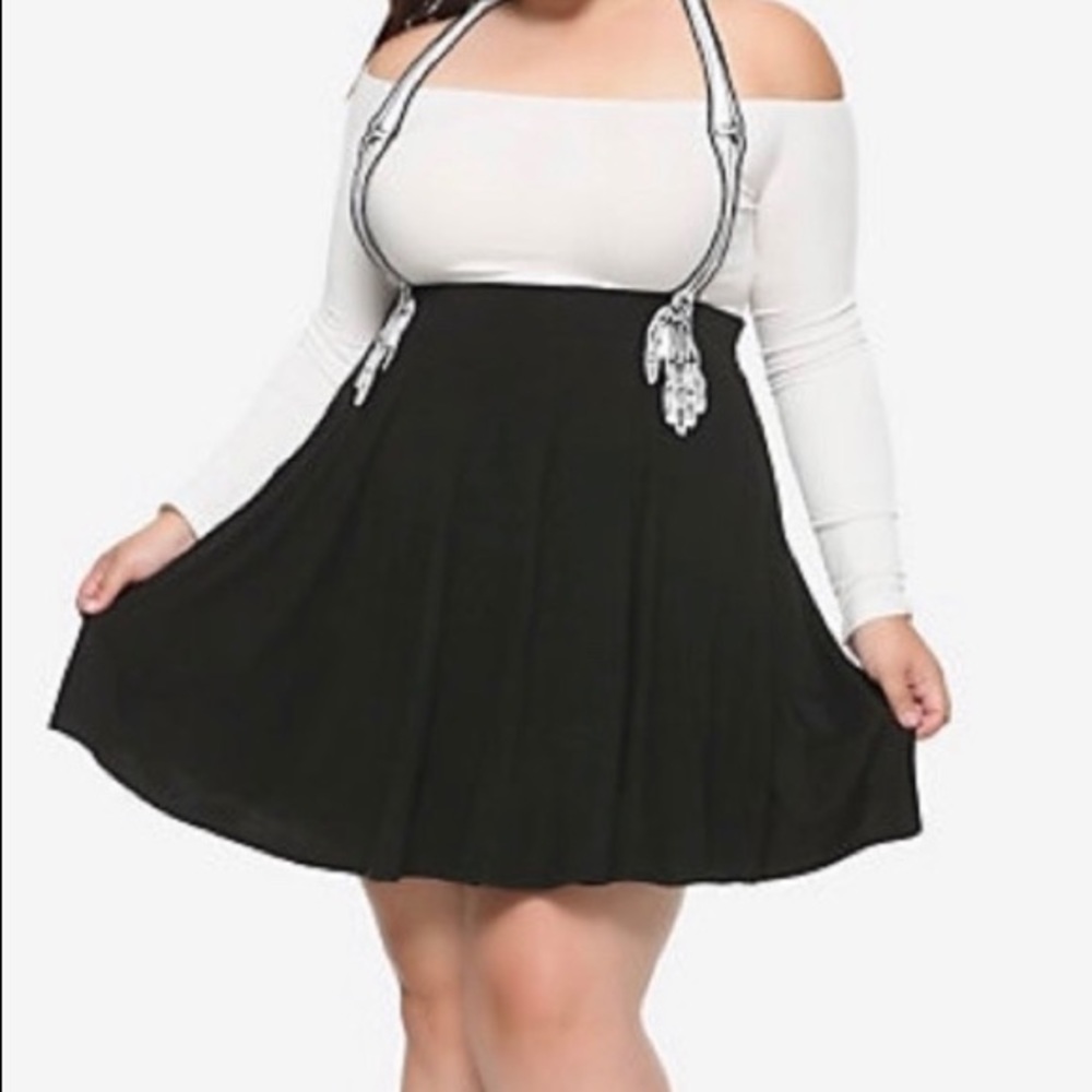 Skeleton Hand Suspender Skirt 4X